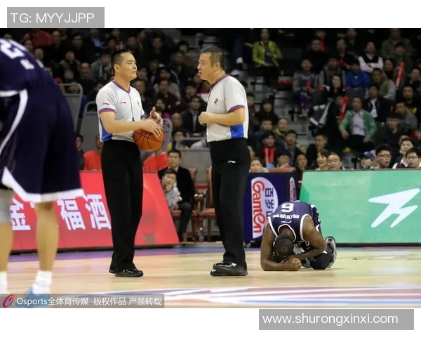 CBA东莞队与四川队激战正酣谁能在这场较量中笑到最后